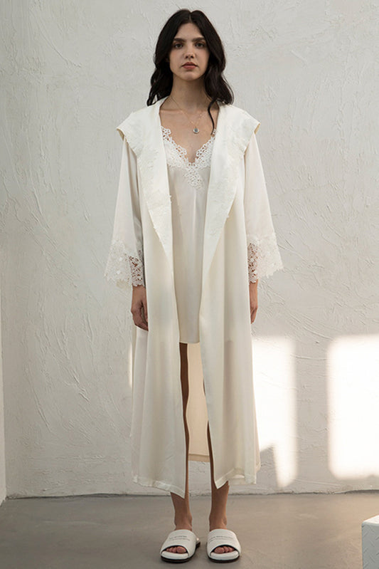 Noble Comfort Silk Robe