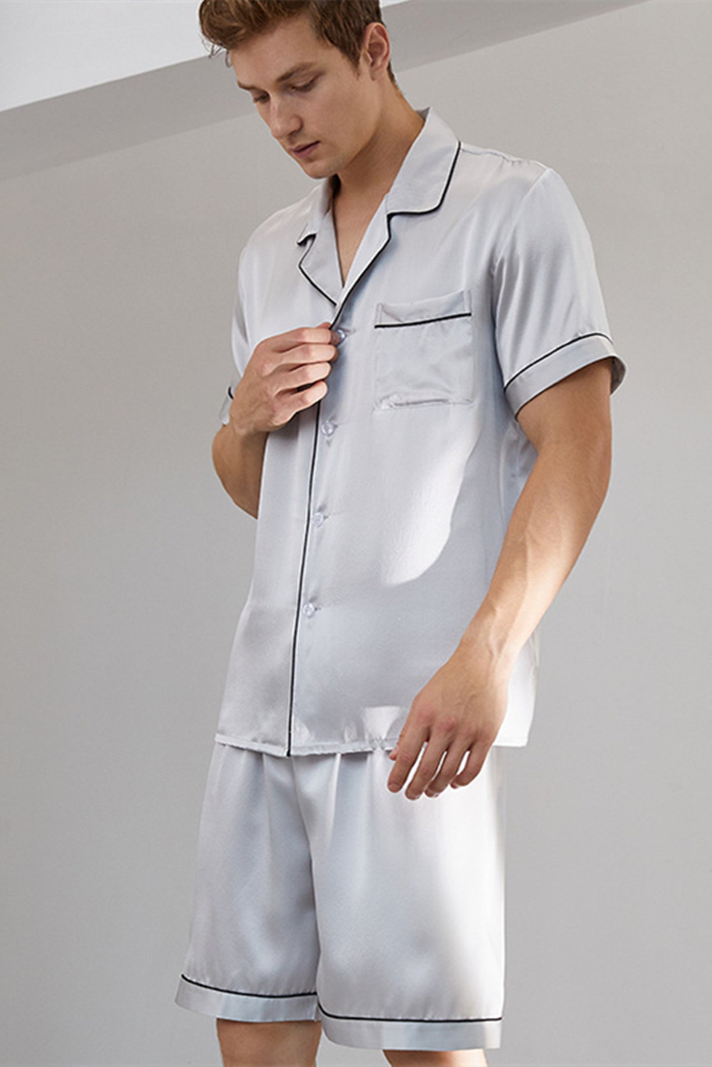 Men's Short Sleeved Shorts Silk Pajama Set
